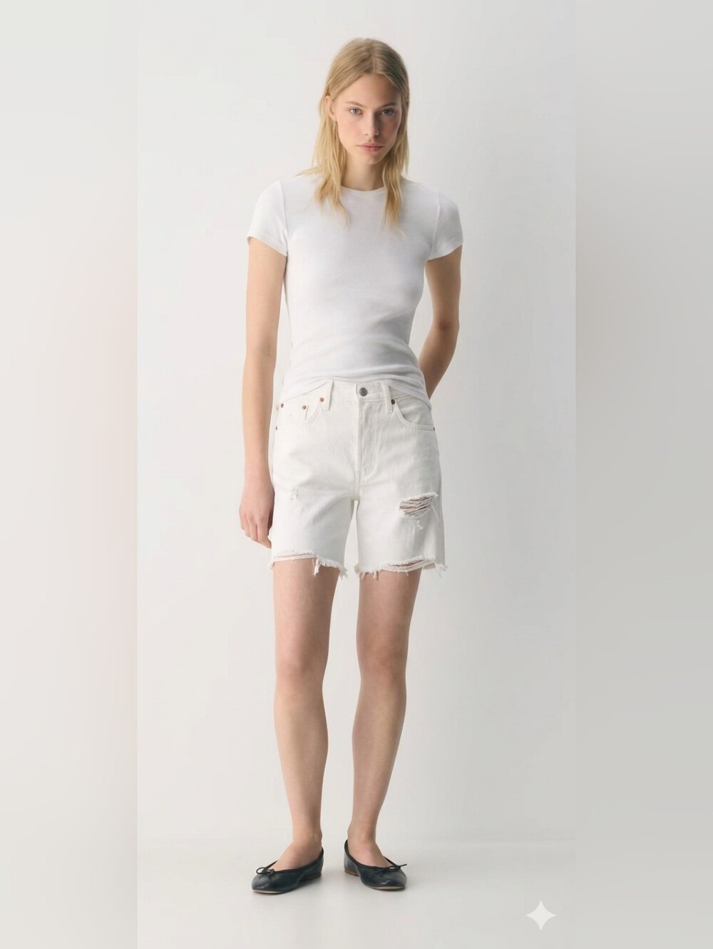 ​Levi's Premium 501 High Rise Distressed Cutoff Denim Shorts W28